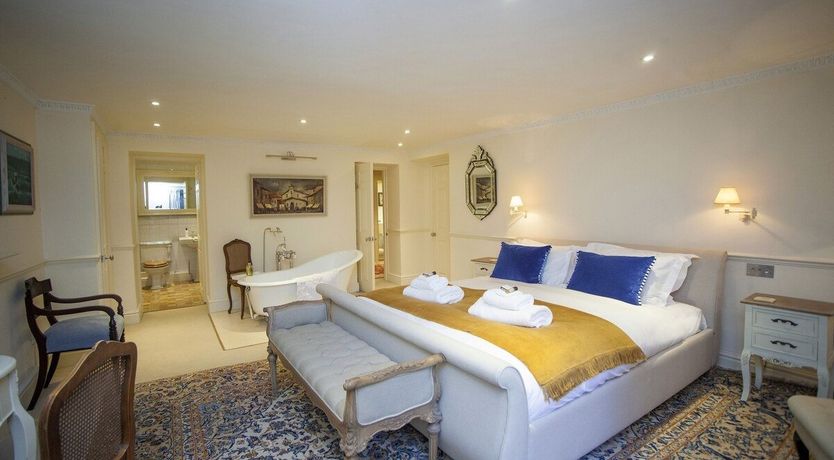 Photo of Vanity Fair