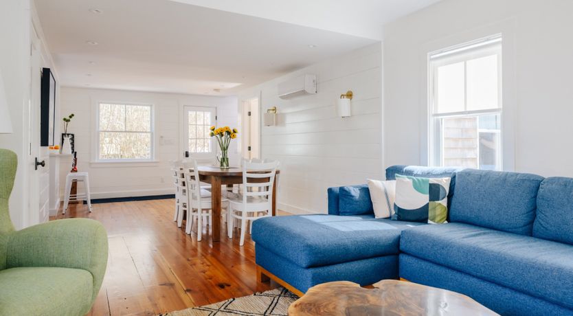 Photo of Sea Urchin Escape