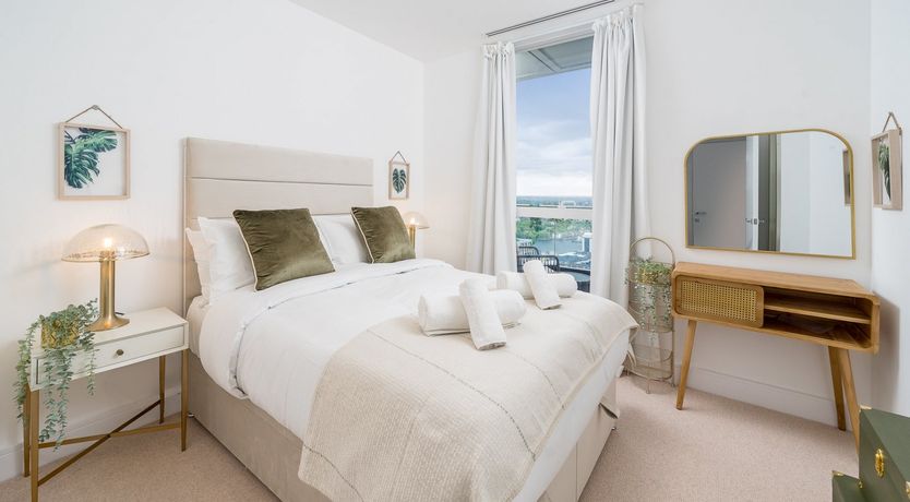 Photo of Rising High