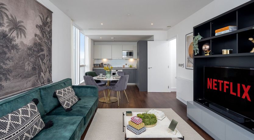 Photo of Rising High