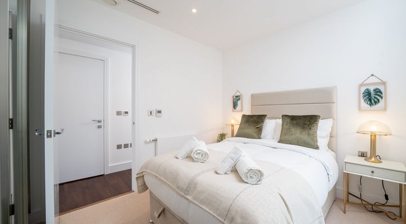 Photo of Rising High