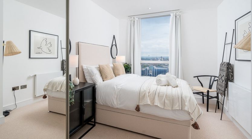 Photo of Rising High