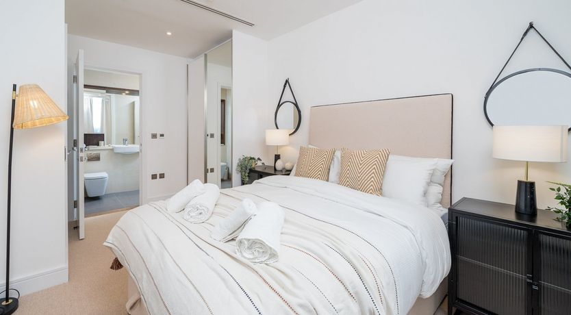 Photo of Rising High