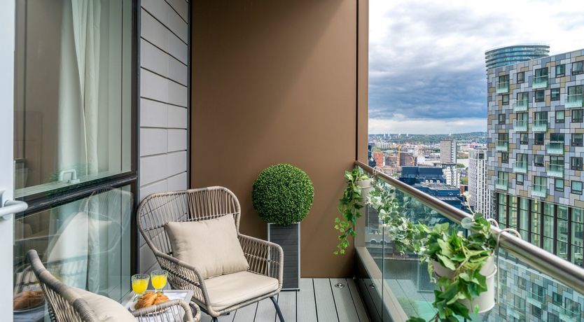 Photo of Rising High