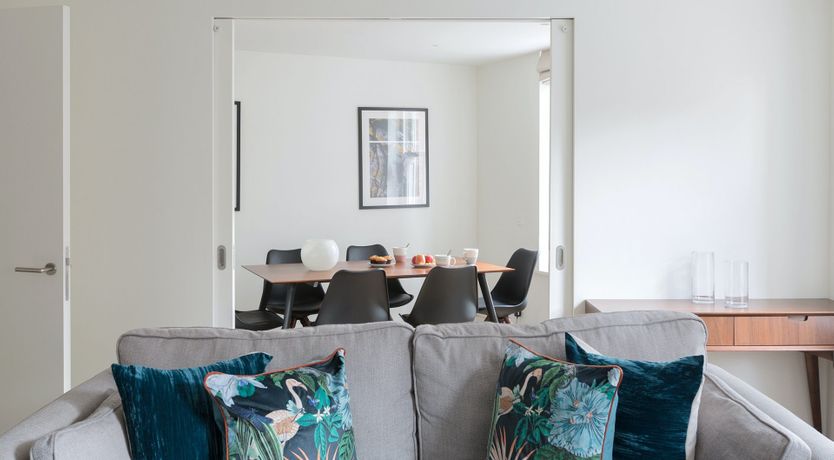 Photo of Pyramid Jewel