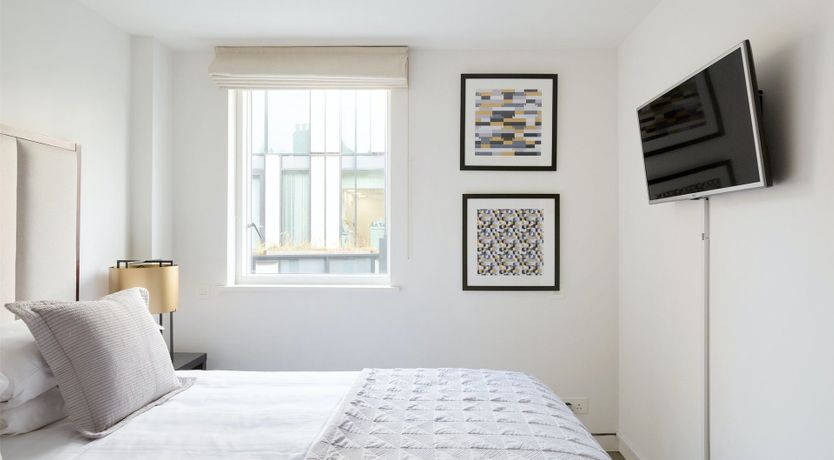 Photo of Pyramid Jewel