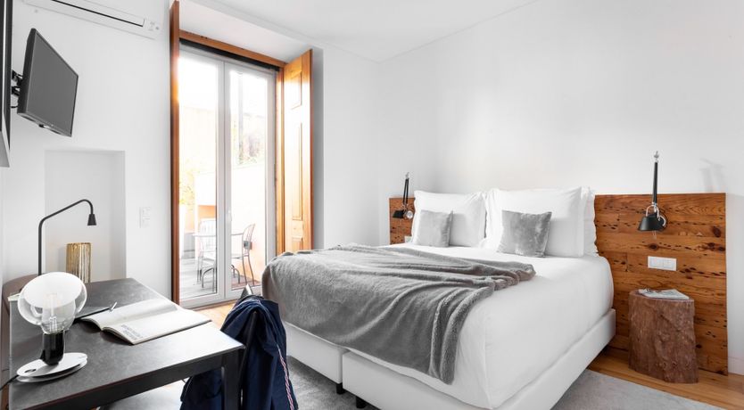 Photo of Sterling Honey