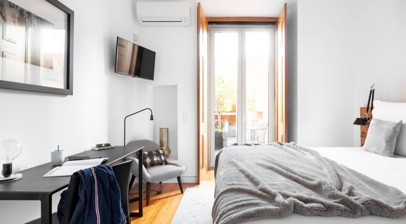 Photo of Sterling Honey