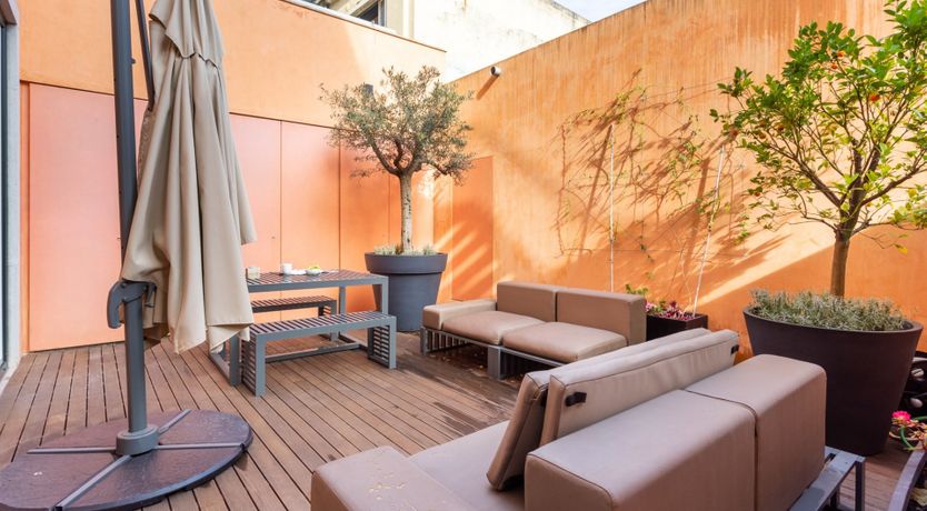 Photo of Sterling Honey