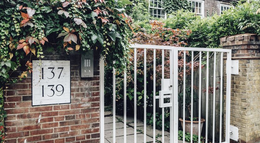 Photo of Sun Swept Ladbroke