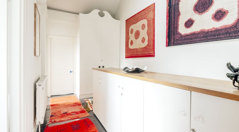 Photo of Sun Swept Ladbroke