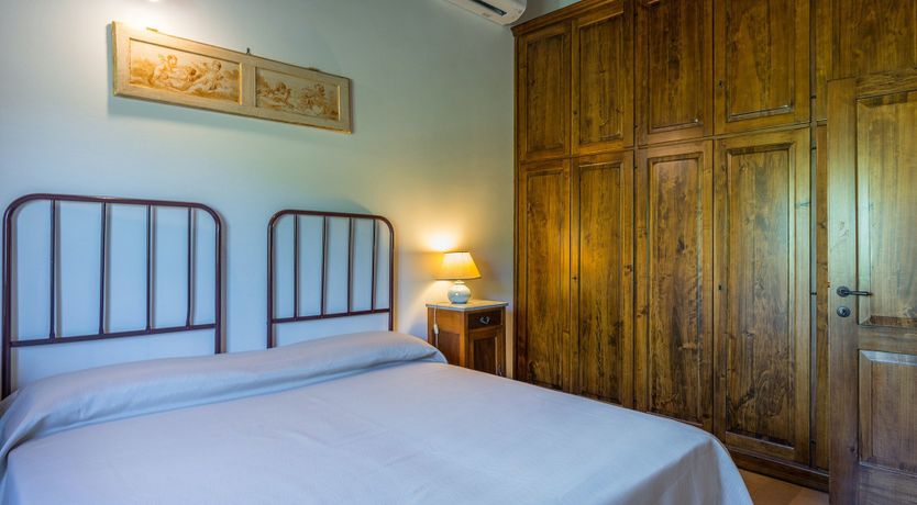 Photo of Santa Elena