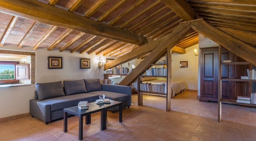 Photo of Santa Elena