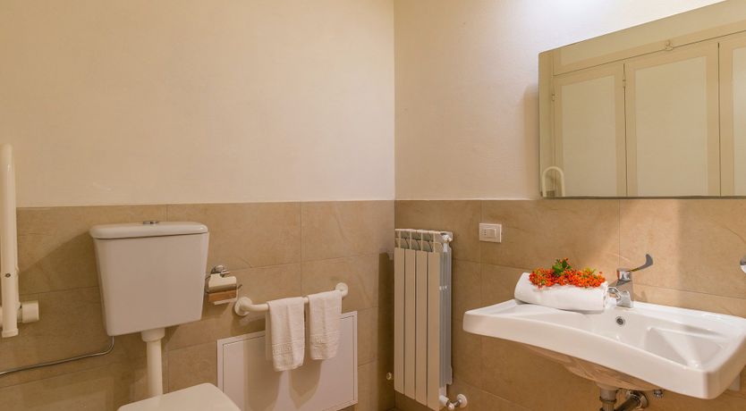 Photo of Santa Elena