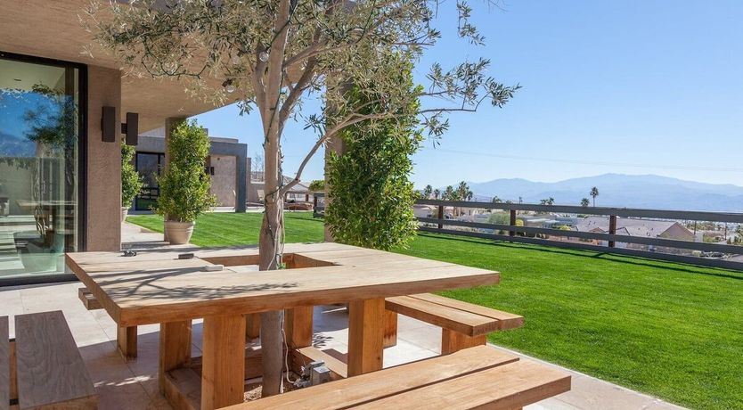 Photo of Verbena Vista