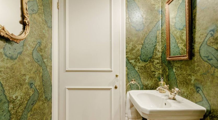 Photo of The Blue Peacock