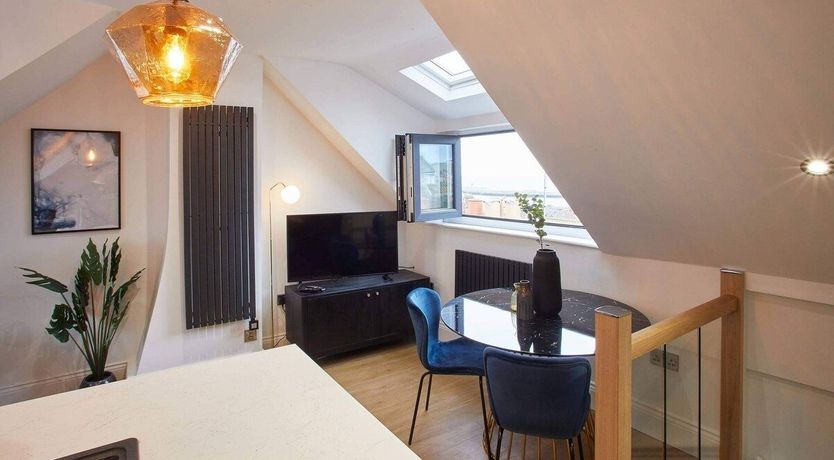 Photo of Velvet Cobalt