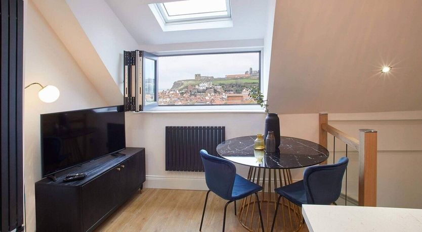 Photo of Velvet Cobalt