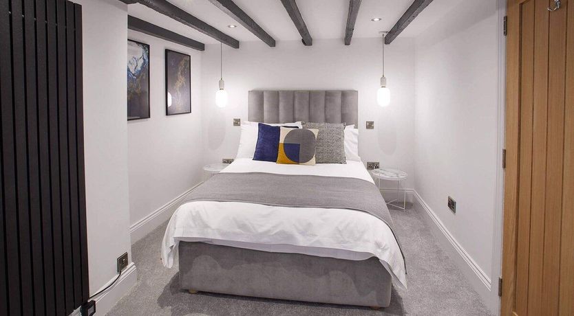 Photo of Velvet Cobalt