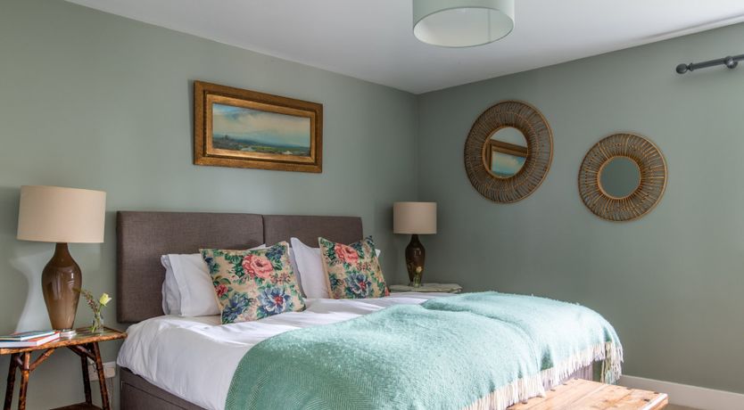 Photo of The Kingfisher