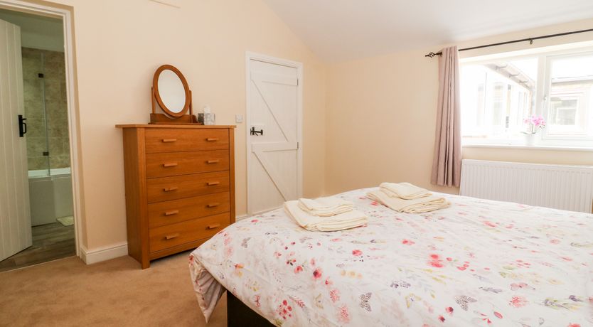 Photo of Claire Cottage