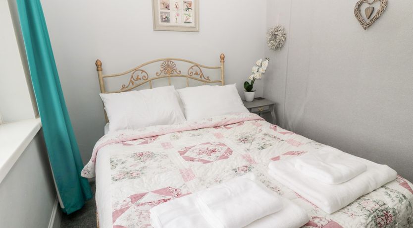 Photo of 2 Thompsons Buildings