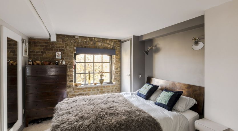 Photo of The Flaneur