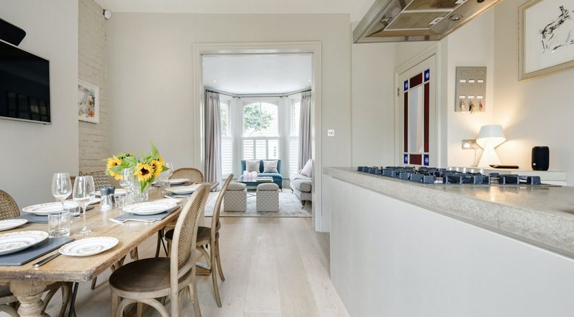 Photo of Common Knowledge