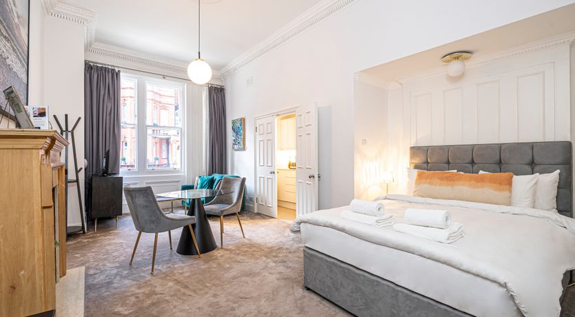 Photo of Portrait Artist