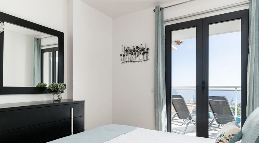 Photo of Gaze For Days