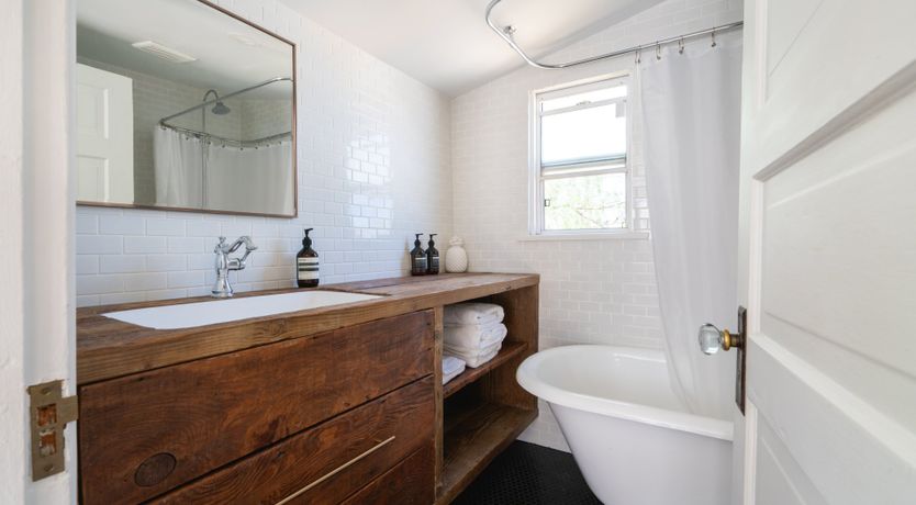 Photo of Willow Hill