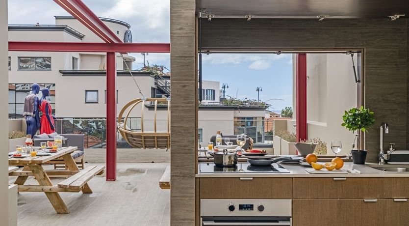 Photo of Thread & Thimble