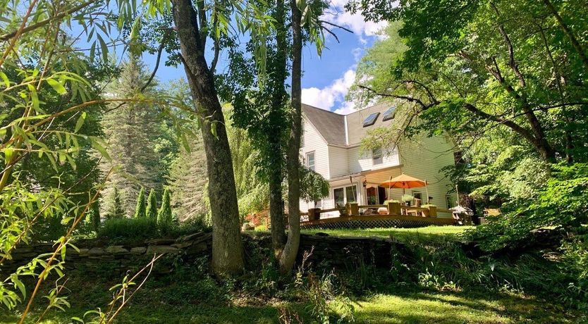 Photo of Which Way The River