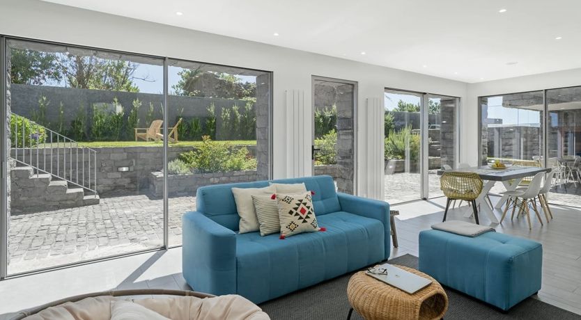 Photo of Pearl Of The Atlantic