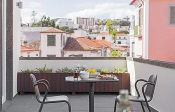 Terracotta Top Apartment