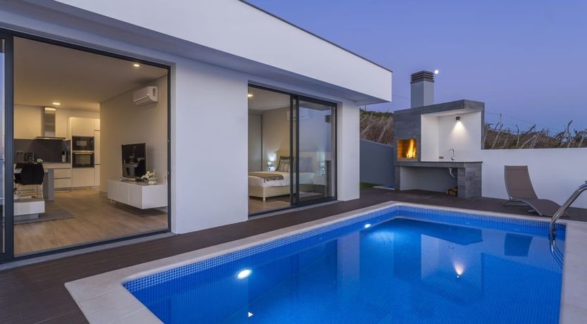 Photo of Between The Mountains