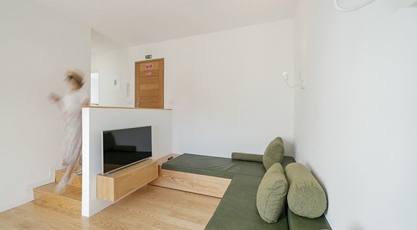 Photo of Set On The Sea