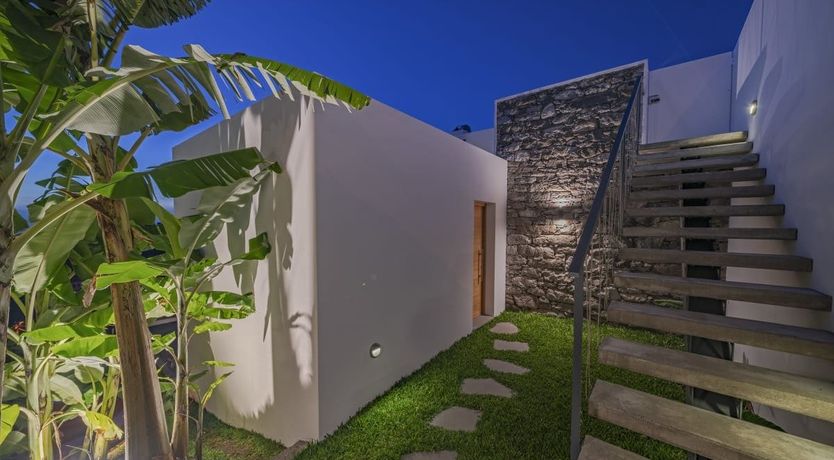 Photo of Set On The Sea