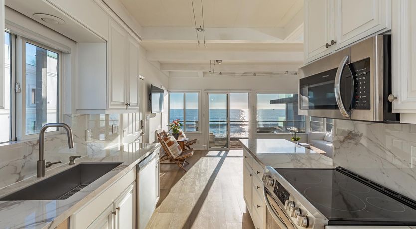 Photo of Mythical Malibu