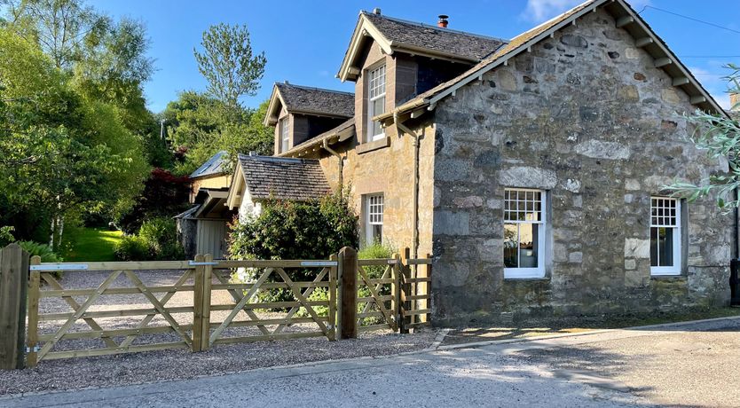 Photo of Old Schoolhouse