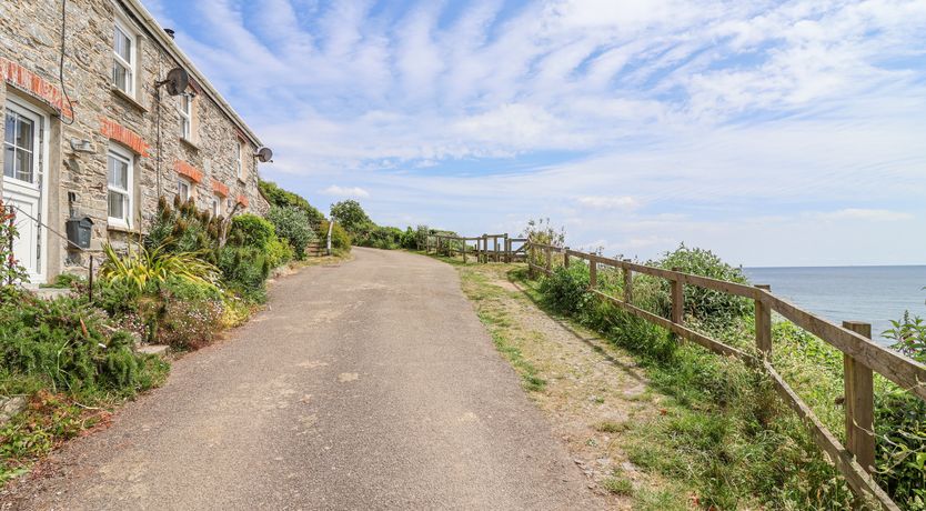 Photo of 2 Cliff Cottages