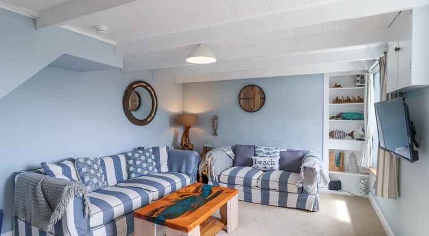 Photo of 2 Cliff Cottages