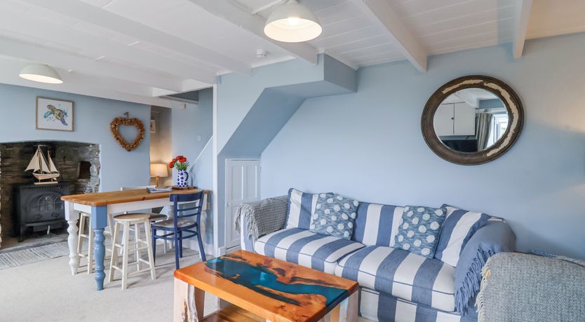 Photo of 2 Cliff Cottages