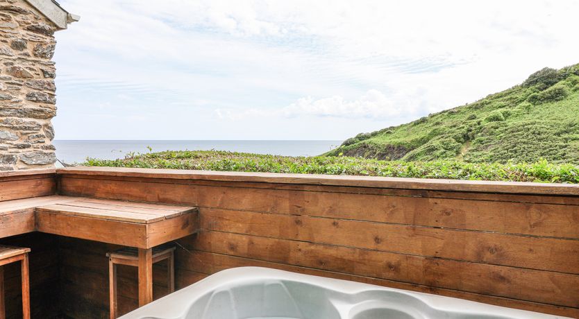 Photo of 2 Cliff Cottages