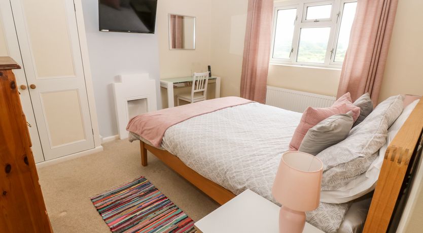 Photo of 6 Heytesbury Road