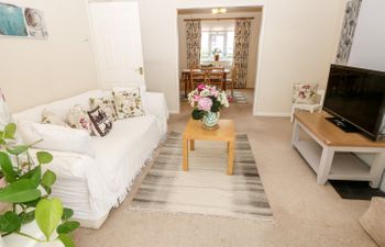 6 Heytesbury Road Holiday Cottage