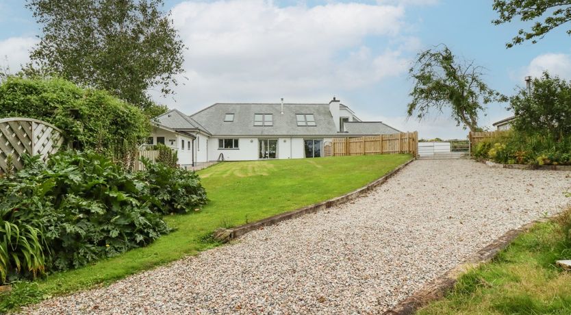 Photo of Woodlands Close