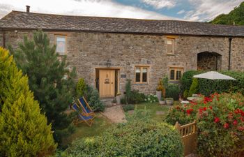 May Blossom Barn Holiday Cottage