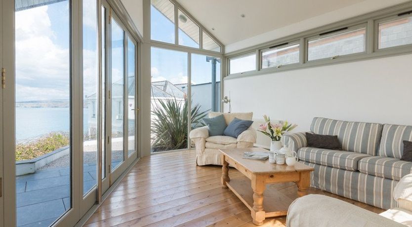 Photo of Signal Post