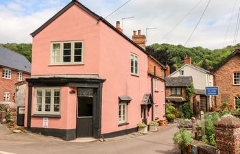 Old Bridge Post Office Holiday Cottage